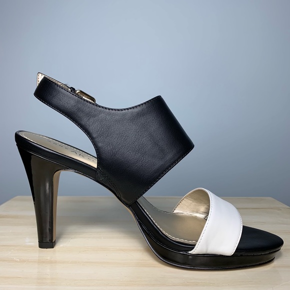 Anne Klein Heels - Picture 3 of 8